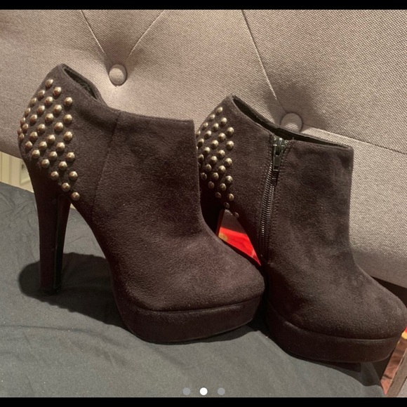 Studded Boots - Picture 2 of 3